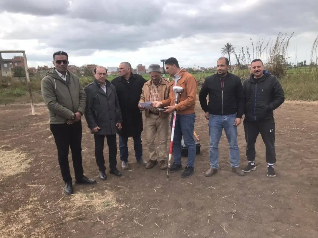 الاستعداد لتجهيز ملعب ميت سلسيل